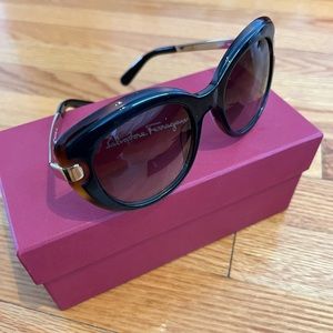 Salvatore Ferragamo sunglasses women
